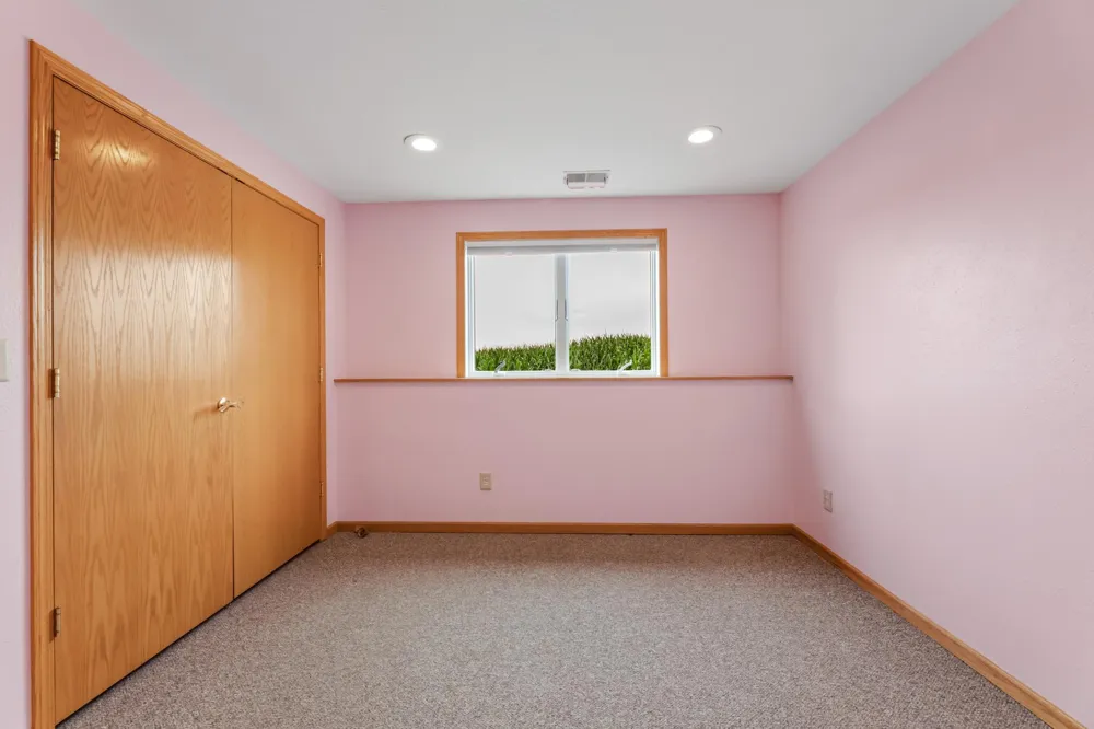 900 Courtney Drive Caledonia, MN 55921