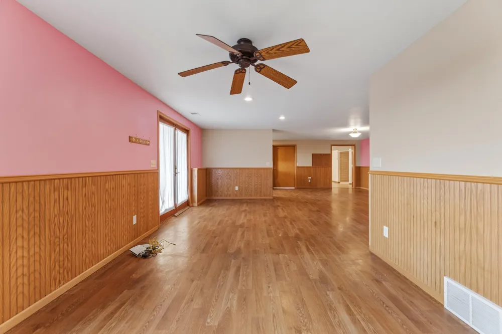 900 Courtney Drive Caledonia, MN 55921