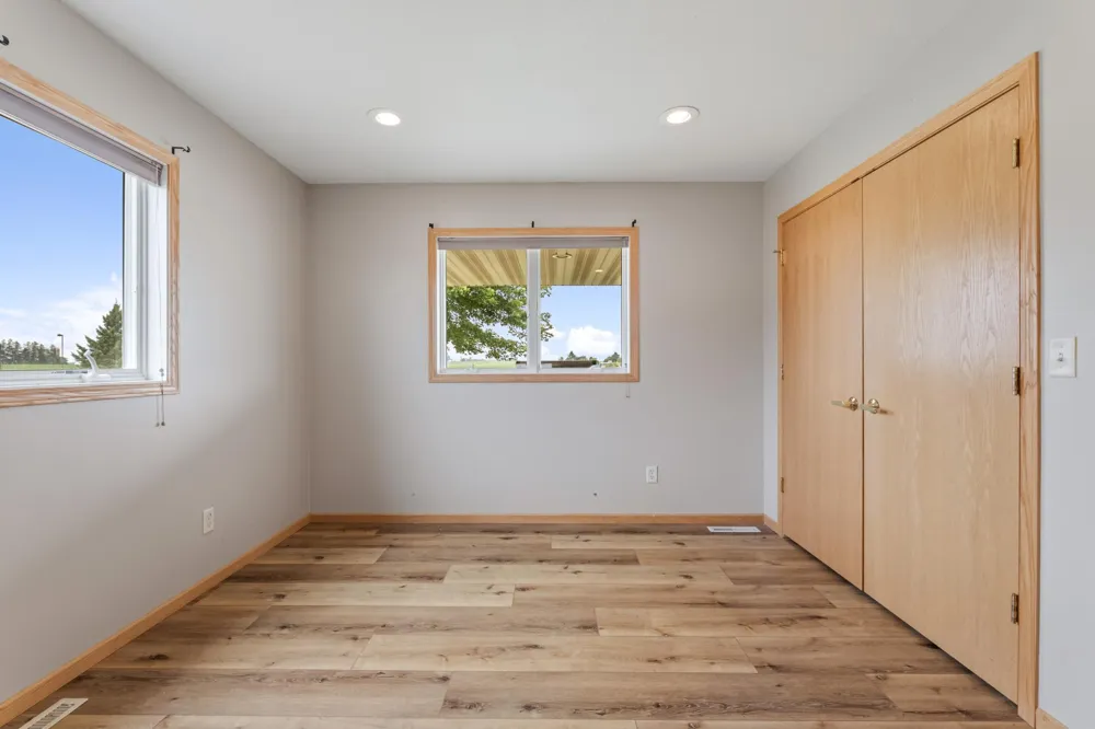 900 Courtney Drive Caledonia, MN 55921