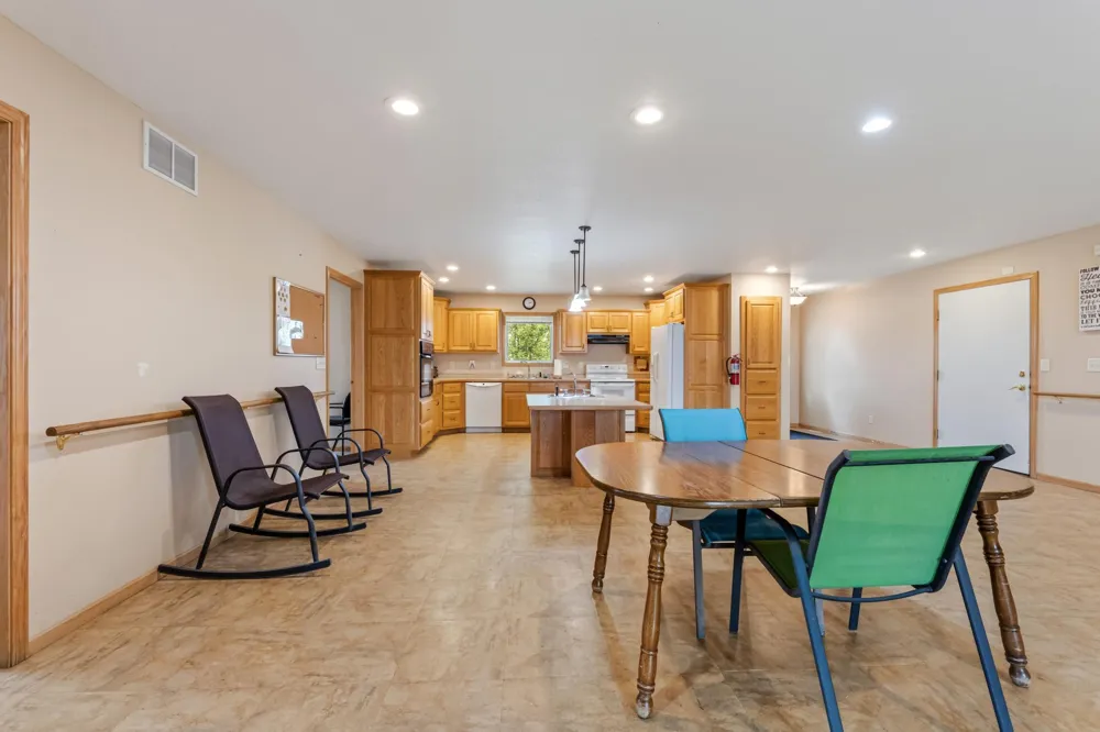 900 Courtney Drive Caledonia, MN 55921