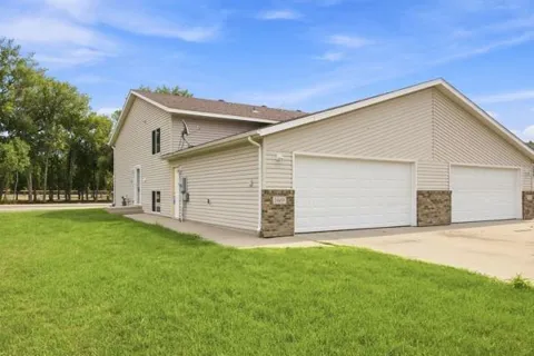 1669 6th Street W