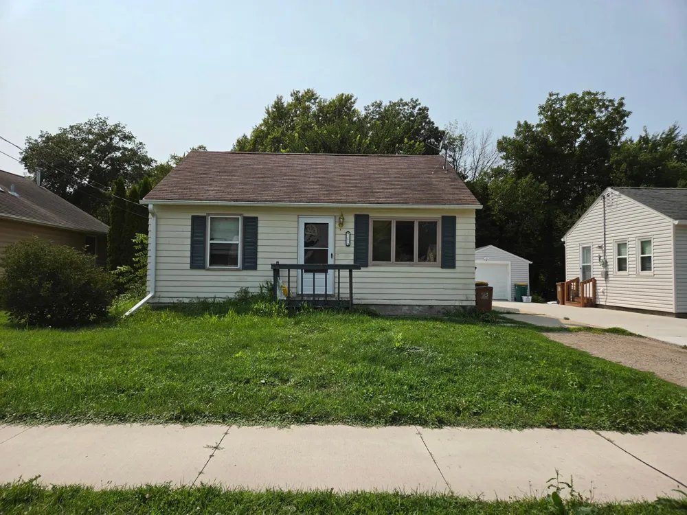 813 Ulstad Avenue Albert Lea, MN 56007