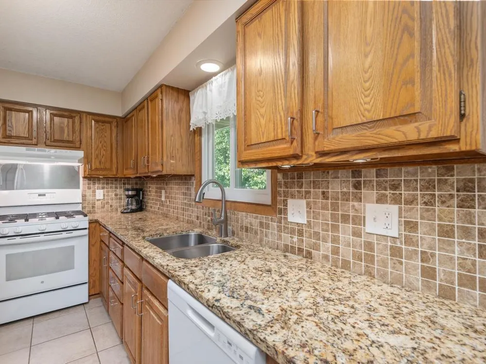 3615 Westmark Drive Minnetonka, MN 55345