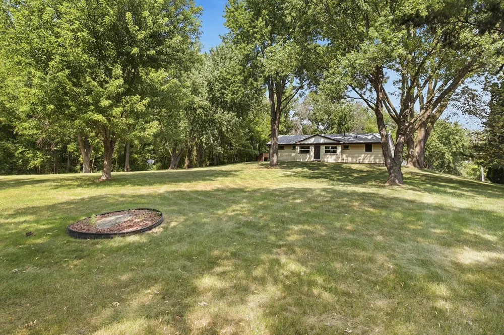 6399 Lake Sarah Heights Drive Rockford, MN 55373