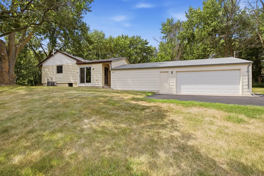 6399 Lake Sarah Heights Drive Rockford, MN 55373