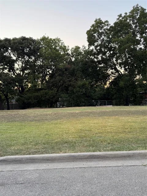 525 Highland Drive