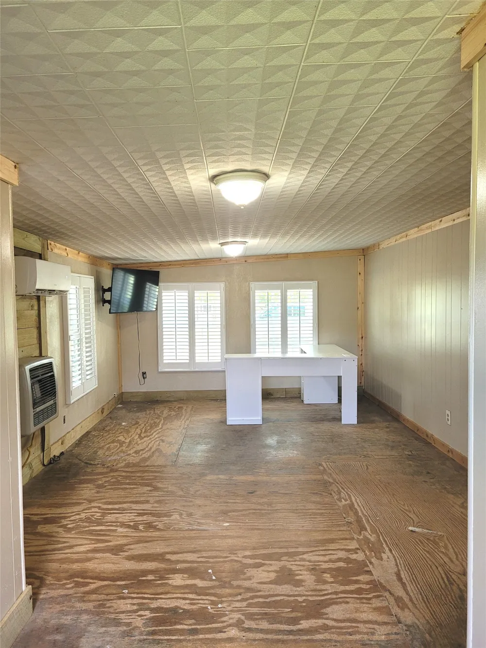 735 SW 1st Detroit, TX 75436