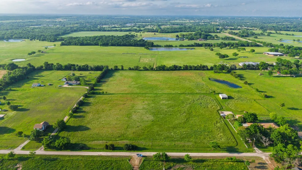 COUNTY ROAD 3103 Greenville, TX 75402