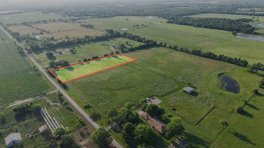 COUNTY ROAD 3103 Greenville, TX 75402