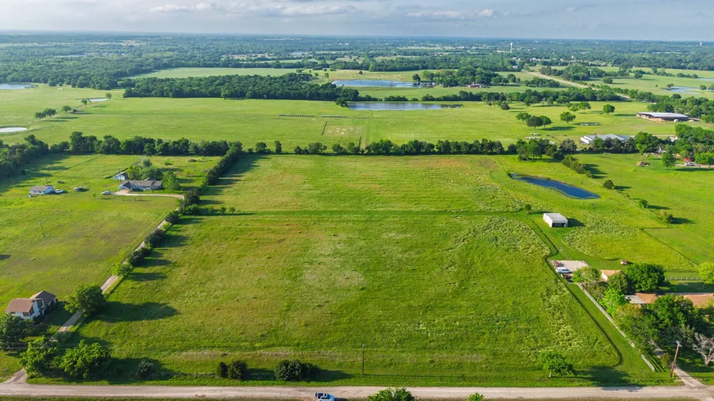 COUNTY ROAD 3103 Greenville, TX 75402
