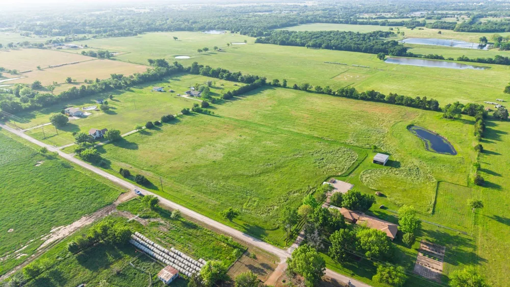 COUNTY ROAD 3103 Greenville, TX 75402