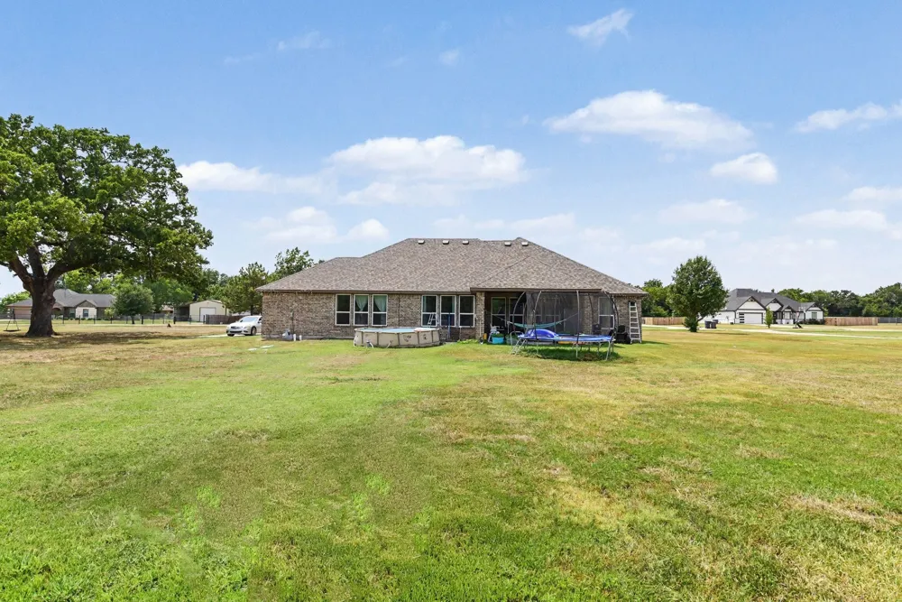 150 Private Road 7204 Wills Point, TX 75169