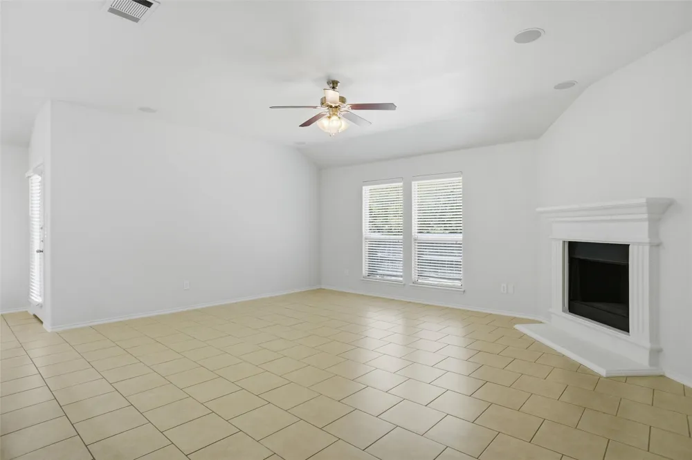 3015 Briarbrook Drive Seagoville, TX 75159