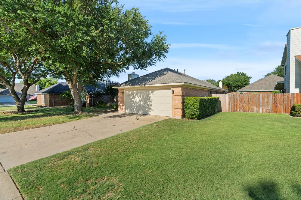 2134 Ridgecliff Drive Keller, TX 76248
