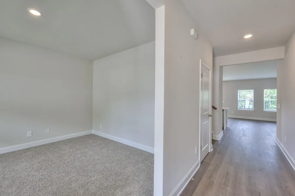 210 Vanguard Drive La Vergne, TN 37086