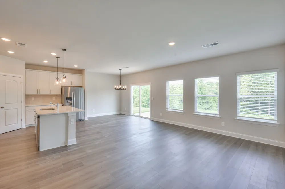 210 Vanguard Drive La Vergne, TN 37086