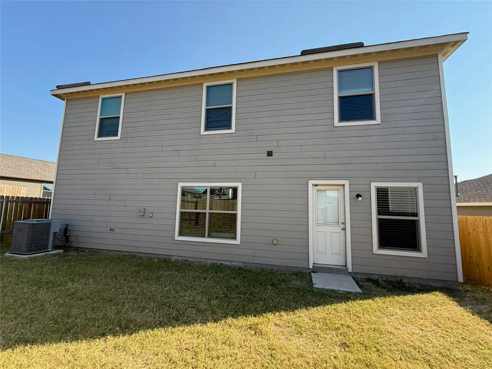 13732 Musselshell Drive Ponder, TX 76259