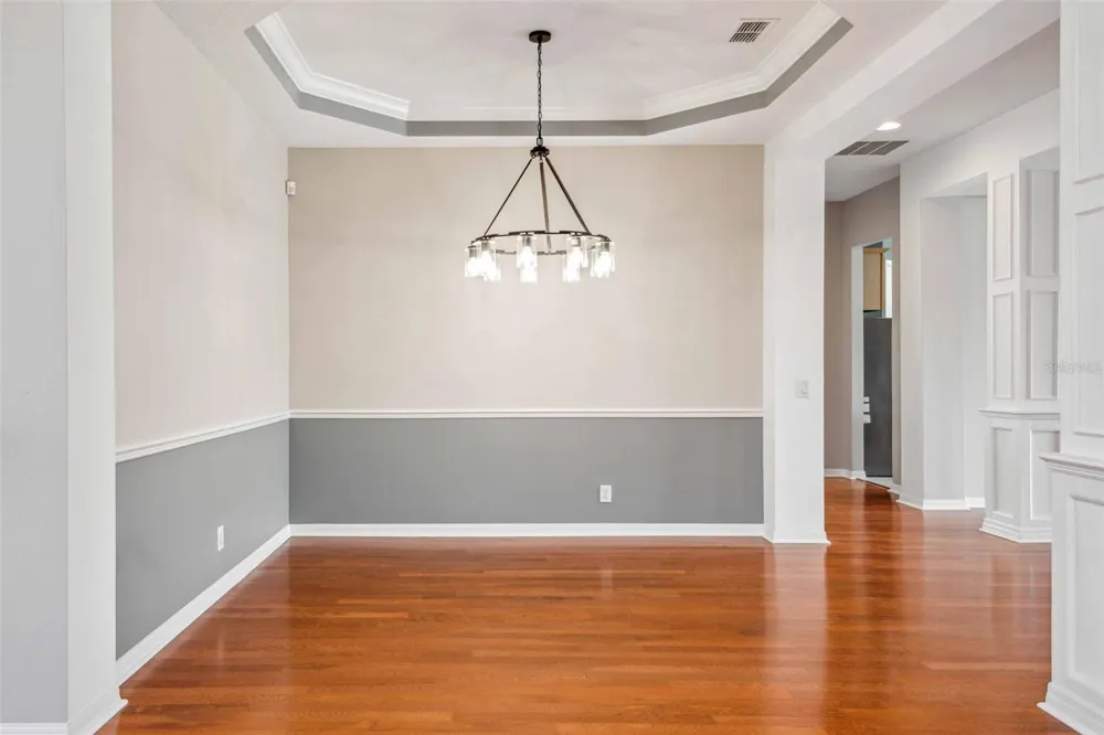 10226 DEERCLIFF DRIVE Tampa, FL 33647