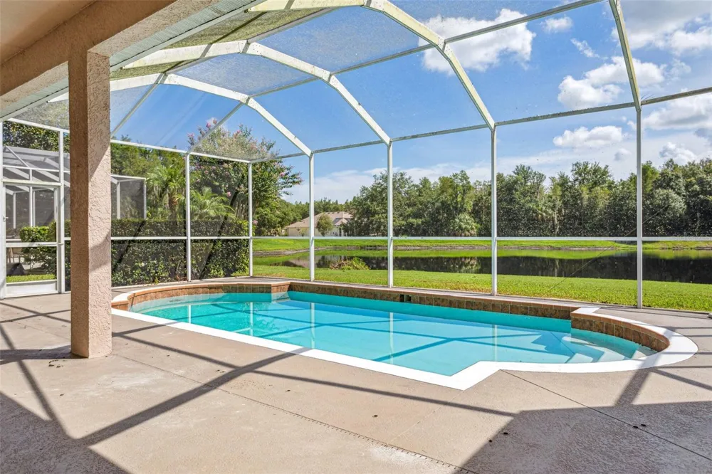 10226 DEERCLIFF DRIVE Tampa, FL 33647