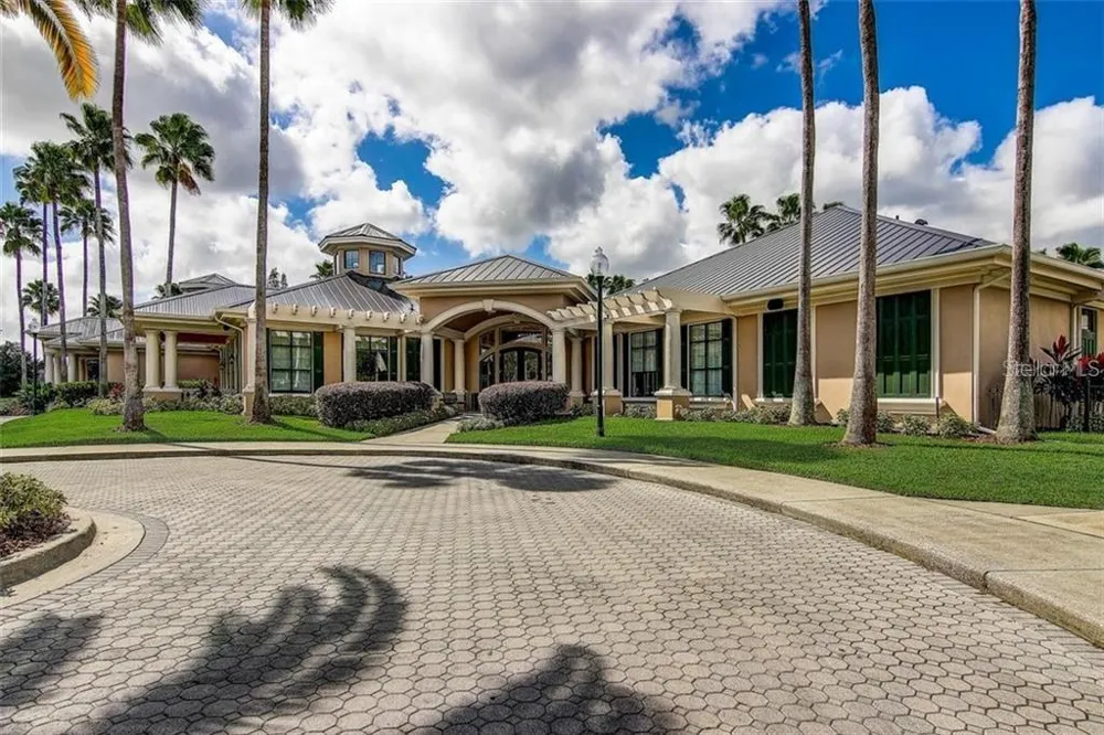 10226 DEERCLIFF DRIVE Tampa, FL 33647