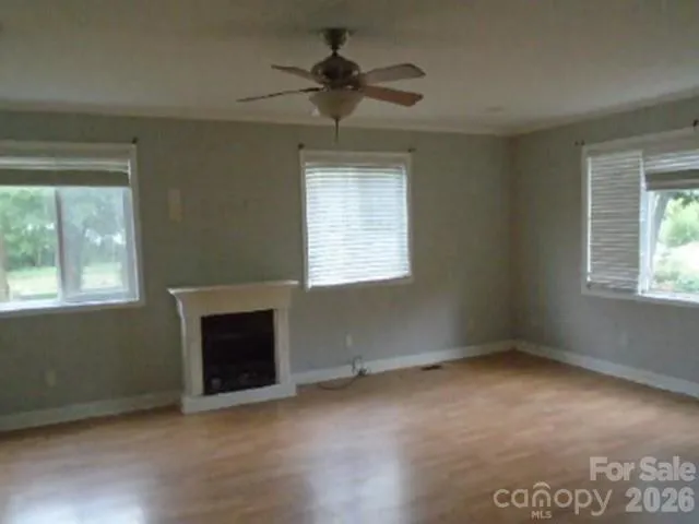 512 E Vance Street Laurinburg, NC 28352
