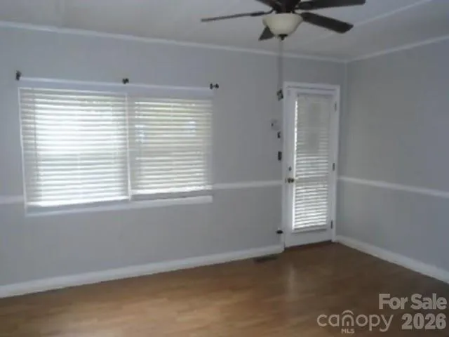 512 E Vance Street Laurinburg, NC 28352