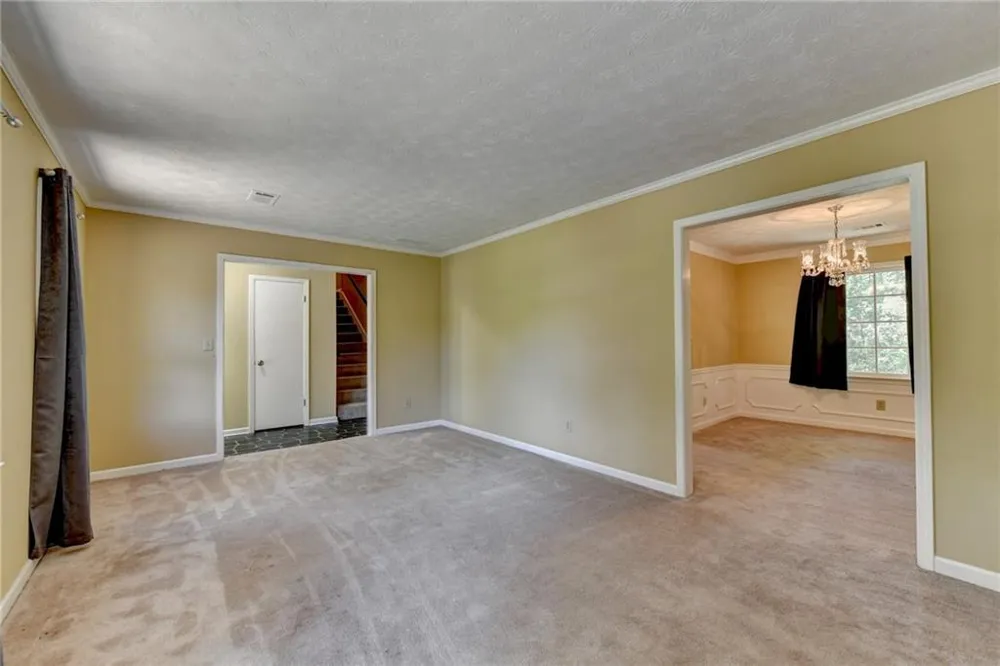 567 Planters Row SW Lilburn, GA 30047