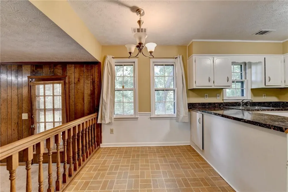 567 Planters Row SW Lilburn, GA 30047