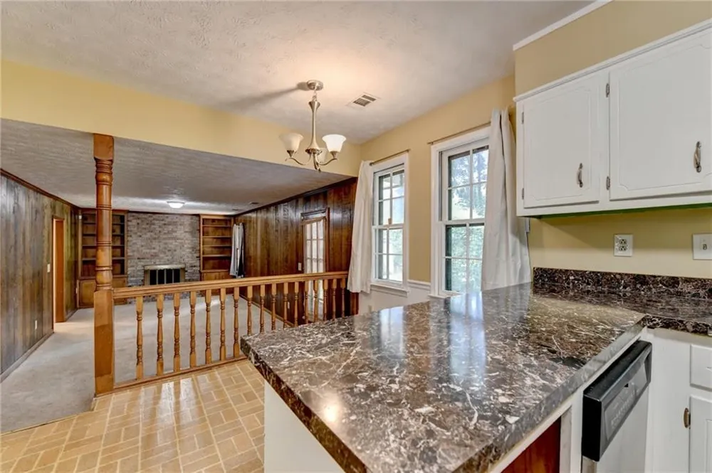 567 Planters Row SW Lilburn, GA 30047