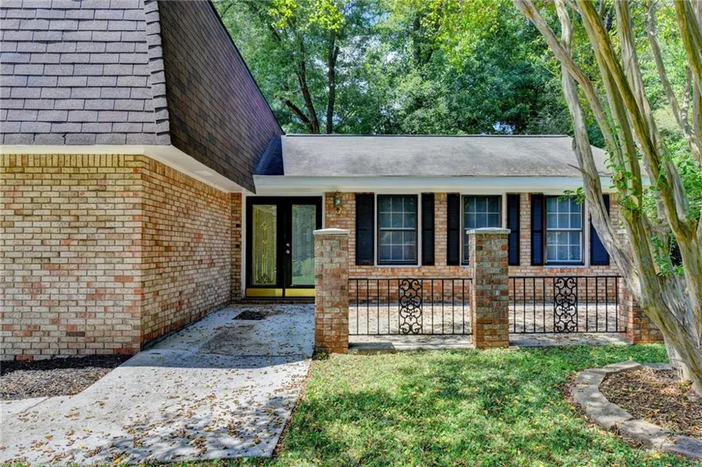 567 Planters Row SW Lilburn, GA 30047