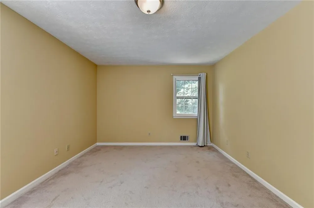 567 Planters Row SW Lilburn, GA 30047