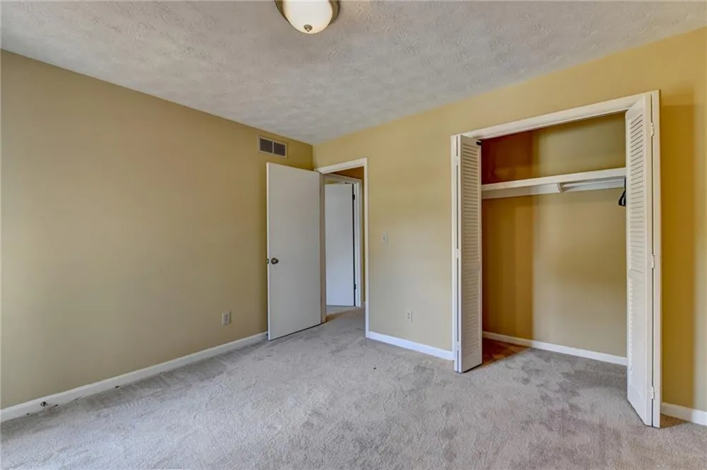 567 Planters Row SW Lilburn, GA 30047