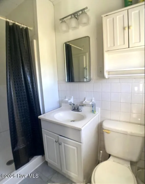 13570 Lake Road Engelhard, NC 27824