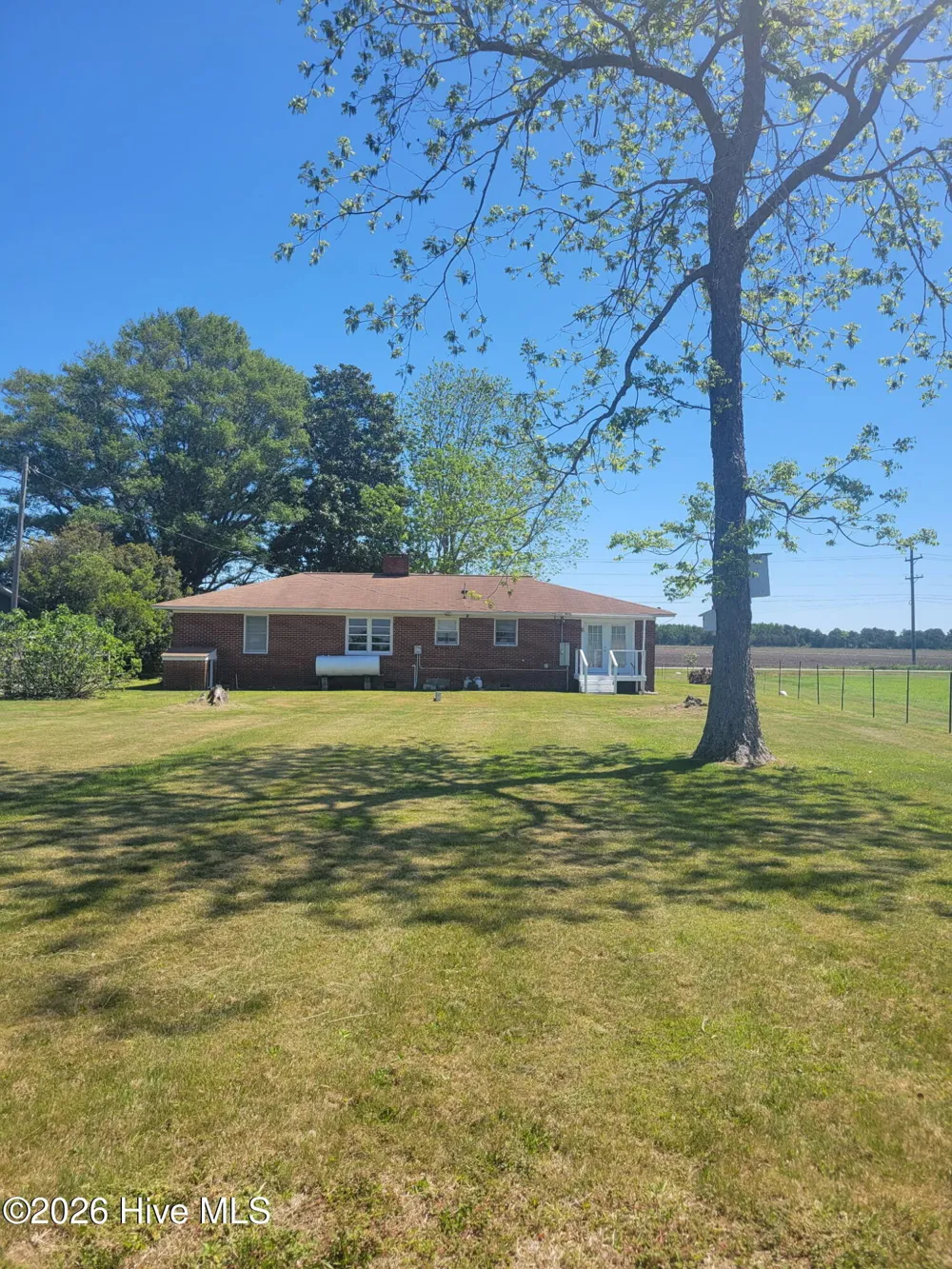 13570 Lake Road Engelhard, NC 27824
