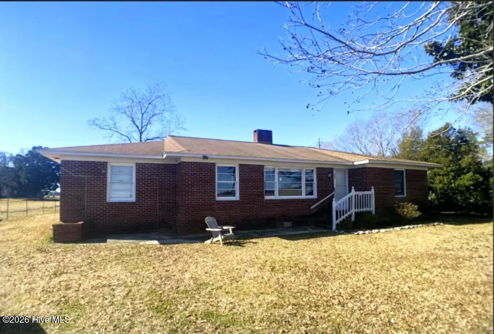 13570 Lake Road Engelhard, NC 27824