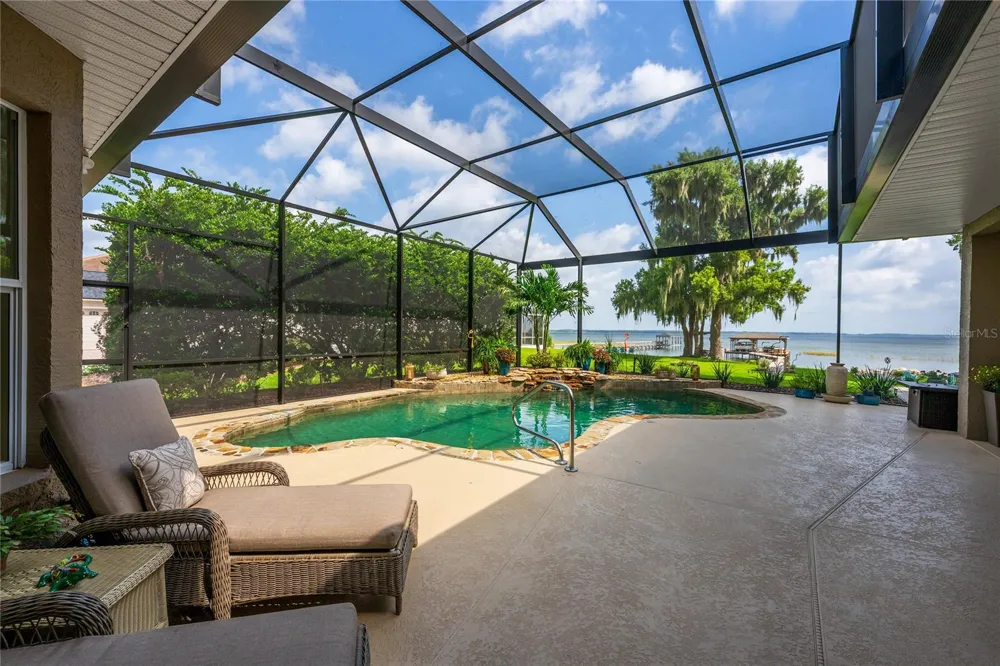 7311 BIRDS NEST COURT Yalaha, FL 34797