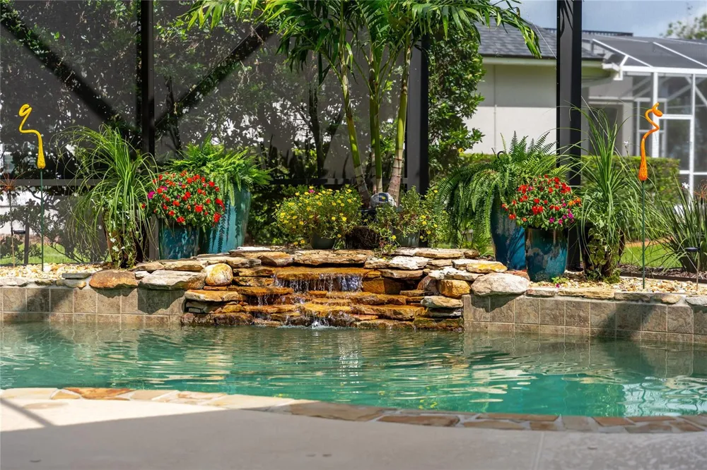 7311 BIRDS NEST COURT Yalaha, FL 34797