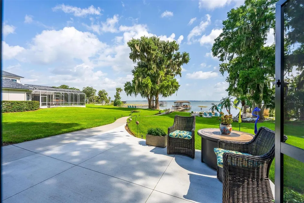 7311 BIRDS NEST COURT Yalaha, FL 34797
