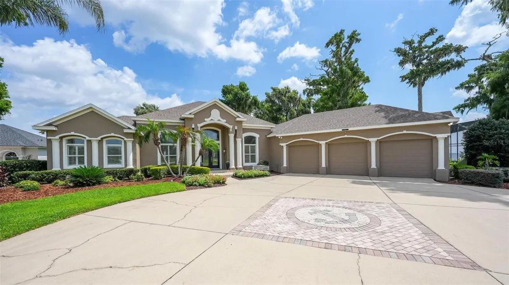 7311 BIRDS NEST COURT Yalaha, FL 34797