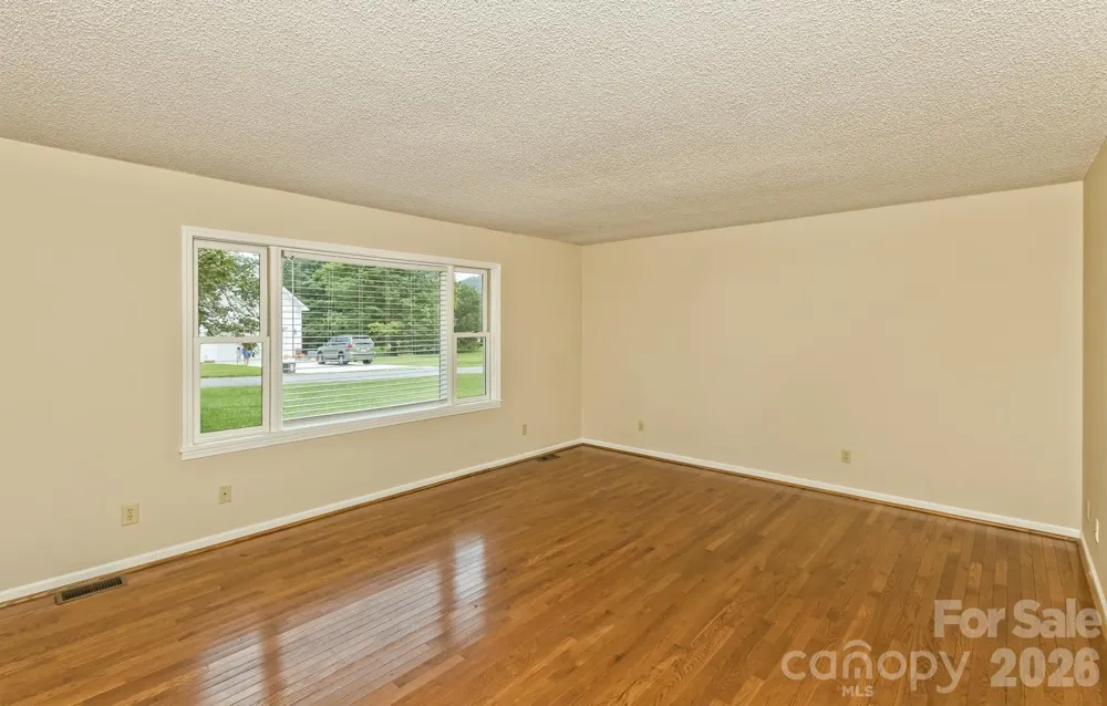 47 Cane Creek Circle Fairview, NC 28730