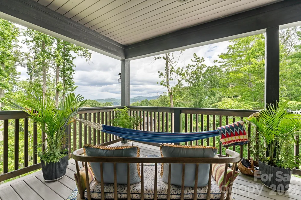 49 Timber Moss Drive Asheville, NC 28804