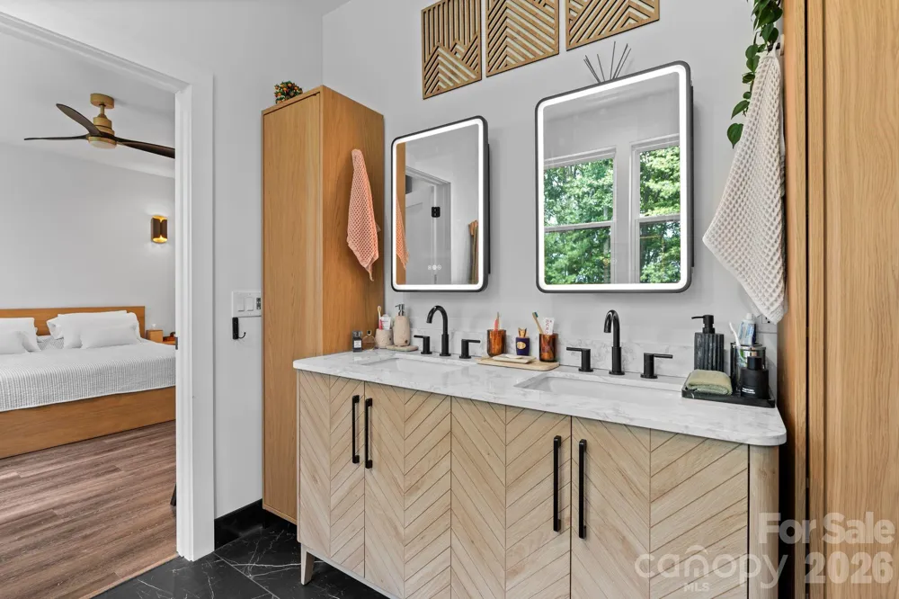 49 Timber Moss Drive Asheville, NC 28804