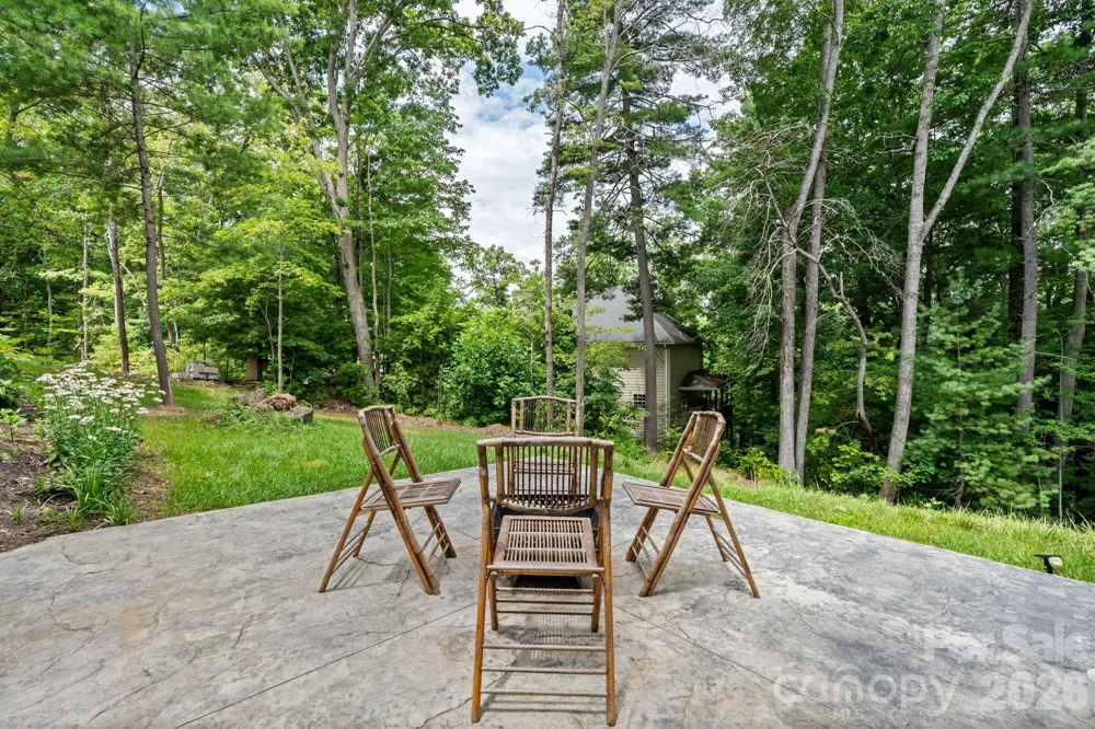 49 Timber Moss Drive Asheville, NC 28804