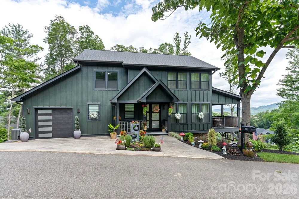 49 Timber Moss Drive Asheville, NC 28804