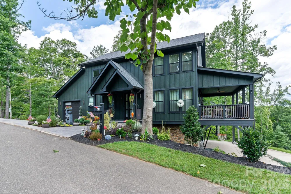 49 Timber Moss Drive Asheville, NC 28804