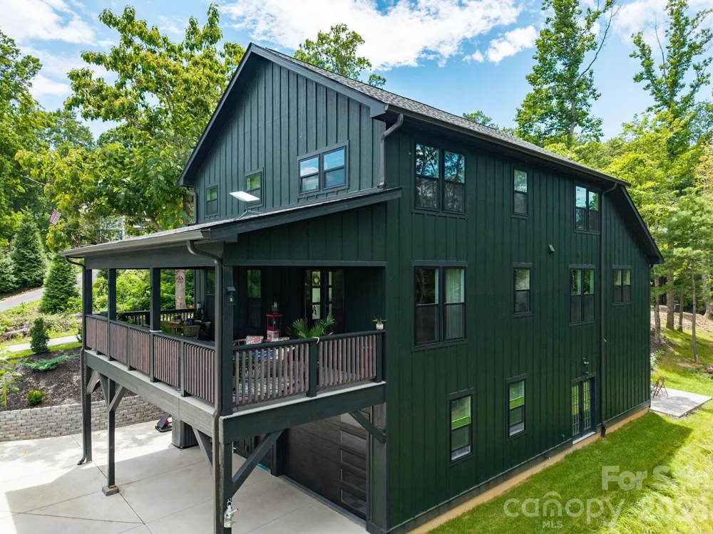49 Timber Moss Drive Asheville, NC 28804