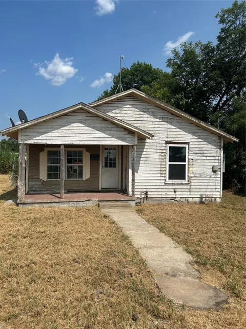 204 8th Street
