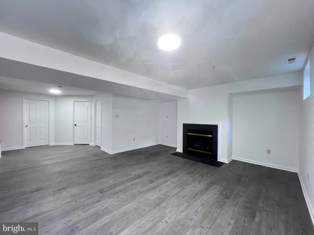 2101 BUELL DRIVE Frederick, MD 21702
