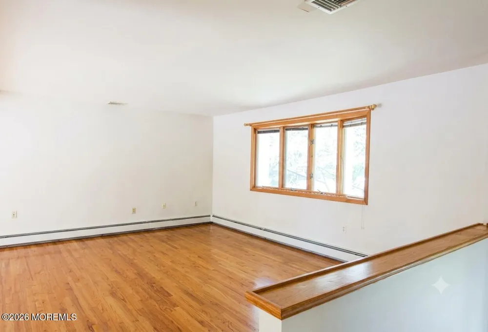 71 Sugar Maple Lane Tinton Falls, NJ 07724