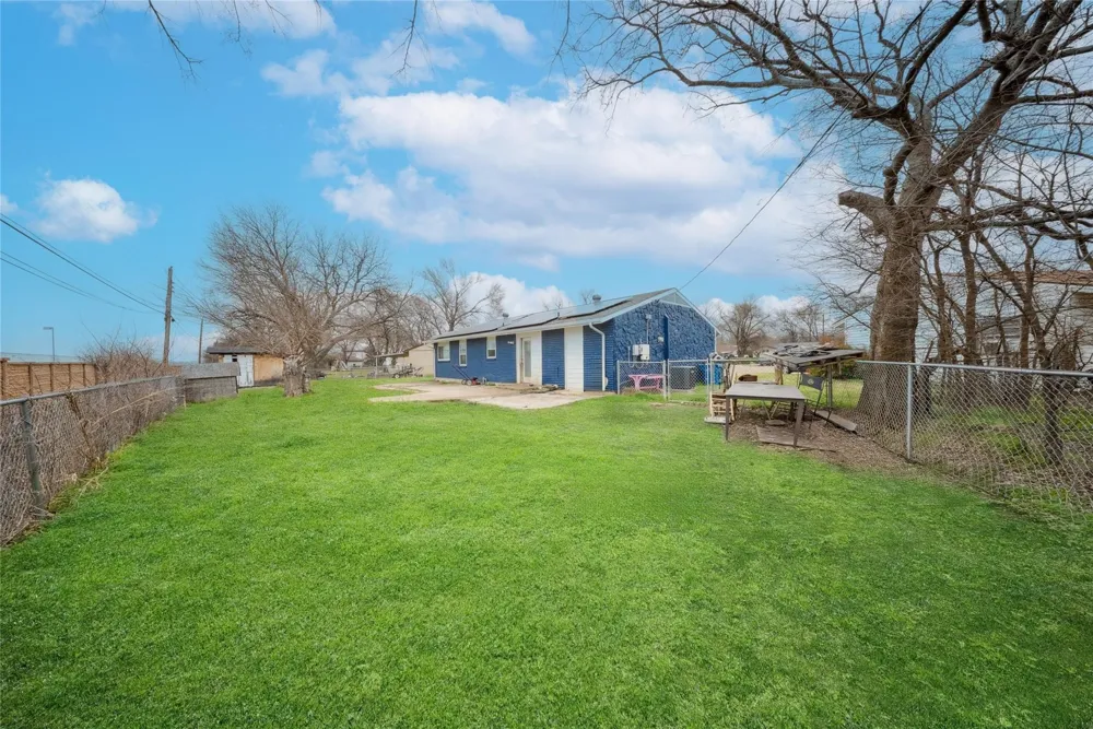 106 Glenview Place Hutchins, TX 75141